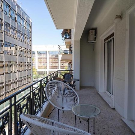 Vibrant Urban Getaway: Charming 2-Bedroom Near Bars, Parks, And Metro Athen Exterior foto